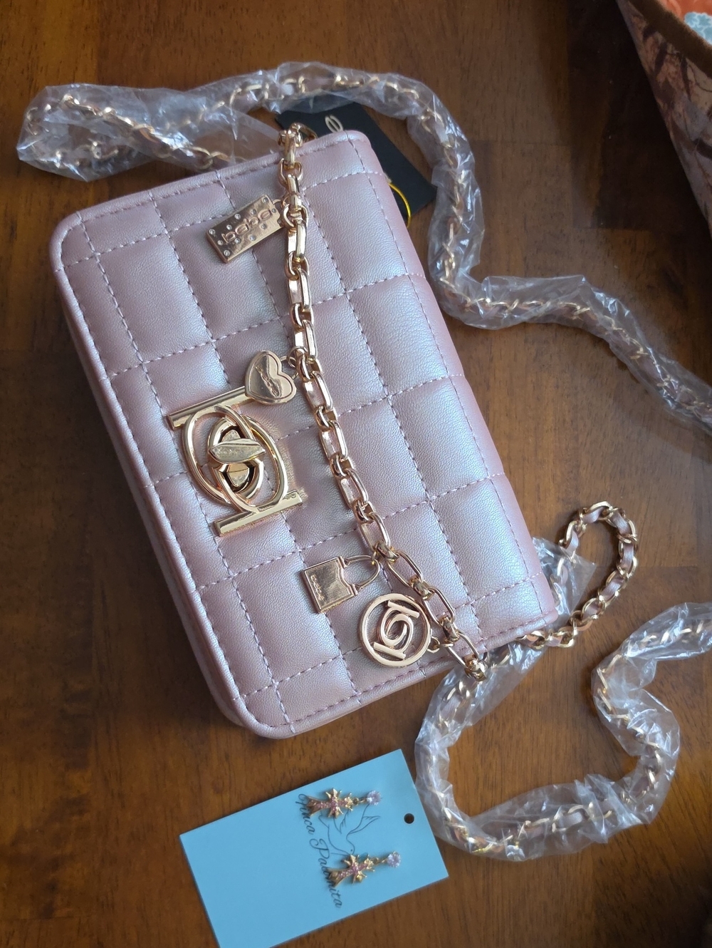 New Bebe Quilted Pink Crossbody Bag w/ Gold Chain Charm,Pair Pink Cross Earrings